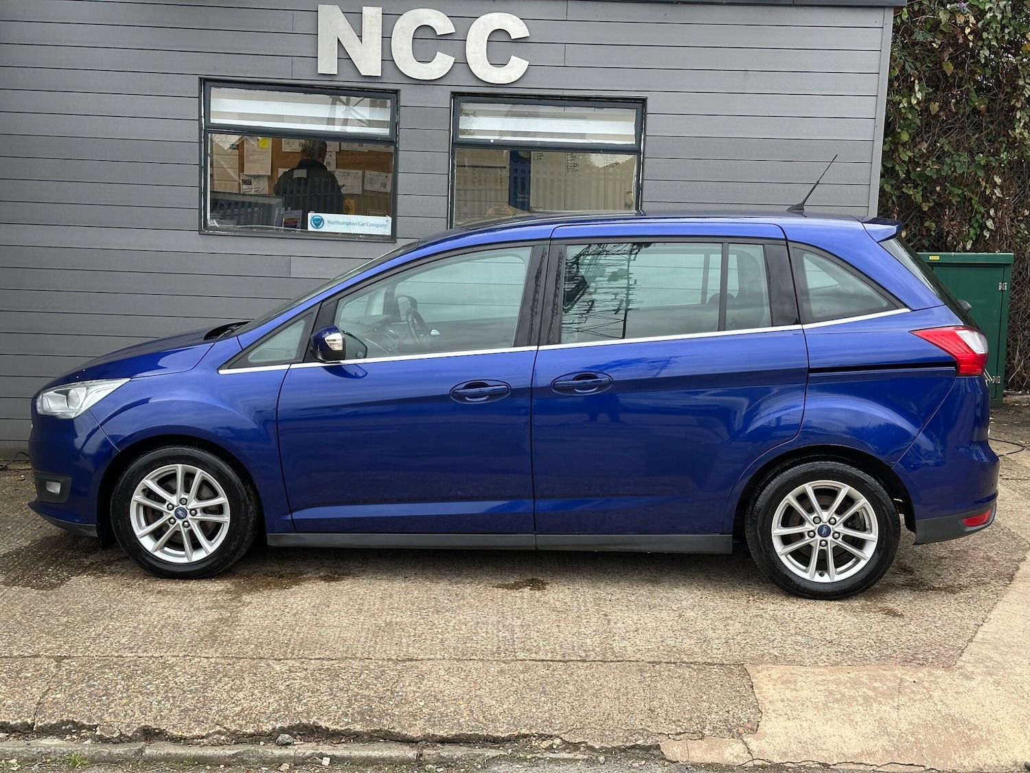 Used Ford Grand C-Max 2015 for sale - 76121588: Photo 14