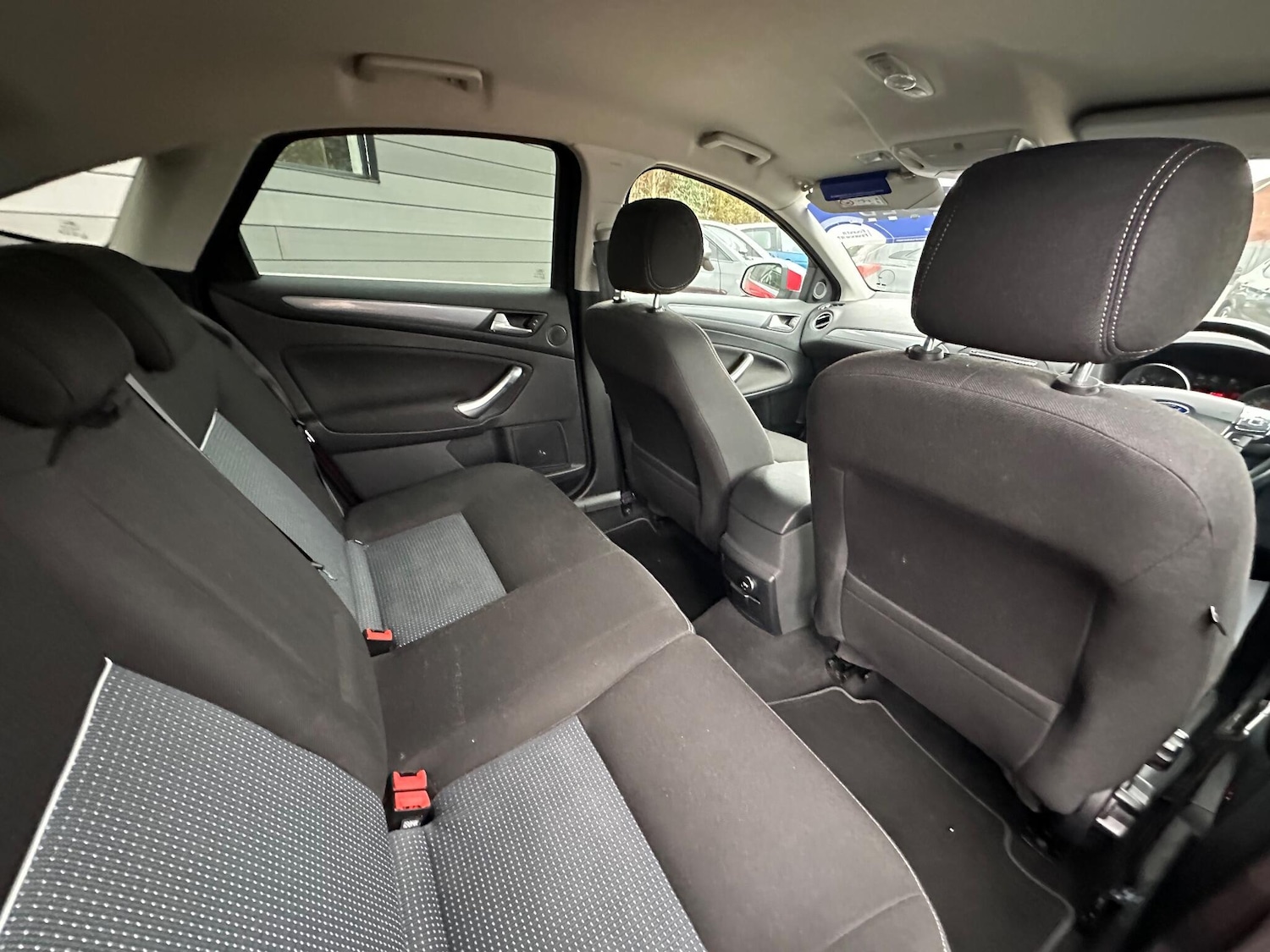 Used Ford Mondeo 2014 for sale - 77119649: Photo 25