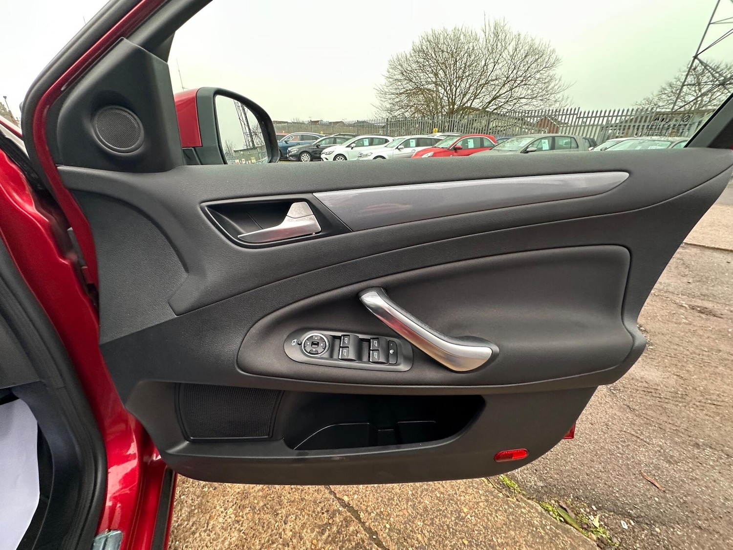 Used Ford Mondeo 2014 for sale - 77119649: Photo 27