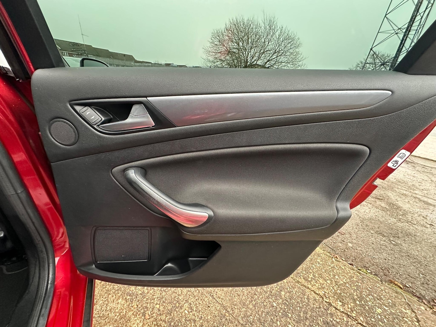 Used Ford Mondeo 2014 for sale - 77119649: Photo 29