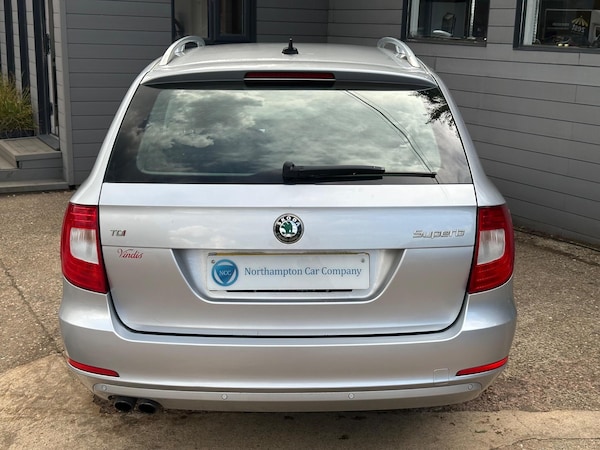 Used Skoda Superb 2013 for sale - 75635332: Photo 11