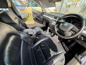 Used Skoda Superb 2013 for sale - 75635332: Photo