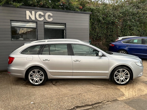 Used Skoda Superb 2013 for sale - 75635332: Photo 6