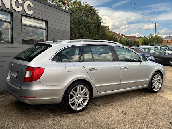 Used Skoda Superb 2013 for sale - 75635332: Photo 9