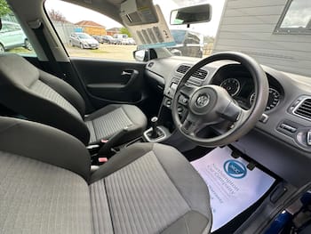 Used Volkswagen Polo 2010 for sale - 79634923: Photo