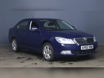 2012 (62) - 1.6 TDI CR Elegance 5dr
