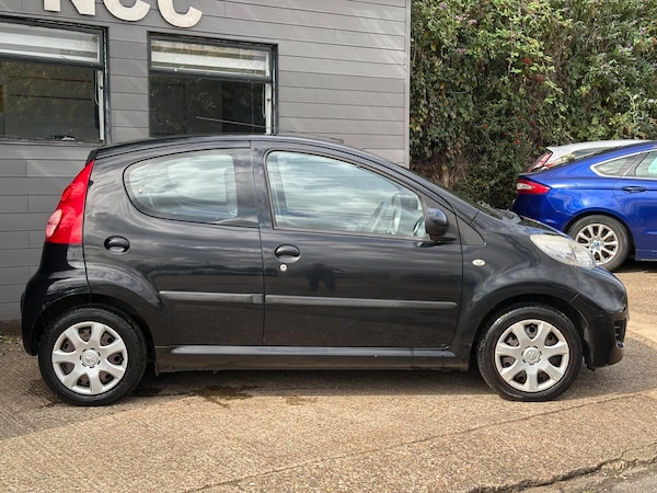 Used Peugeot 107 2011 for sale - 75769627: Photo 6