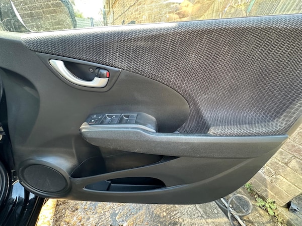 Used Honda Jazz 2012 for sale - 75458742: Photo 25