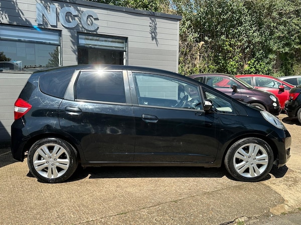 Used Honda Jazz 2012 for sale - 75458742: Photo 7