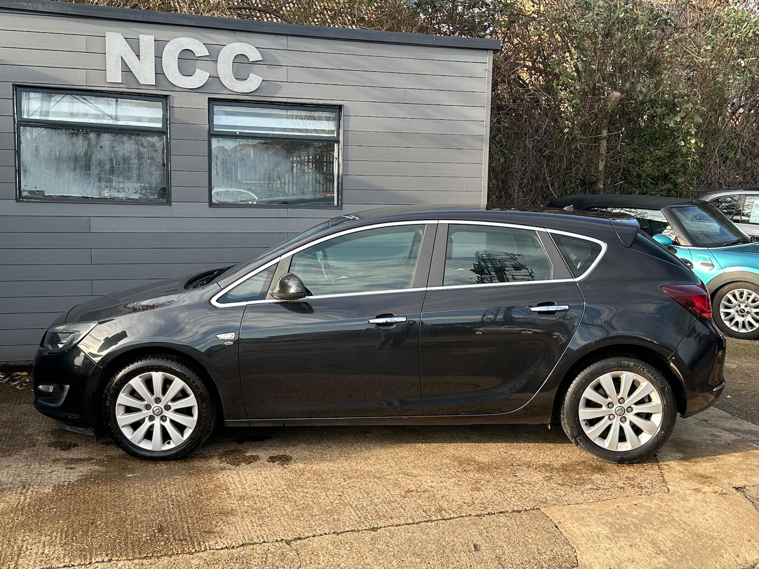 Used Vauxhall Astra 2013 for sale - 77439755: Photo 15