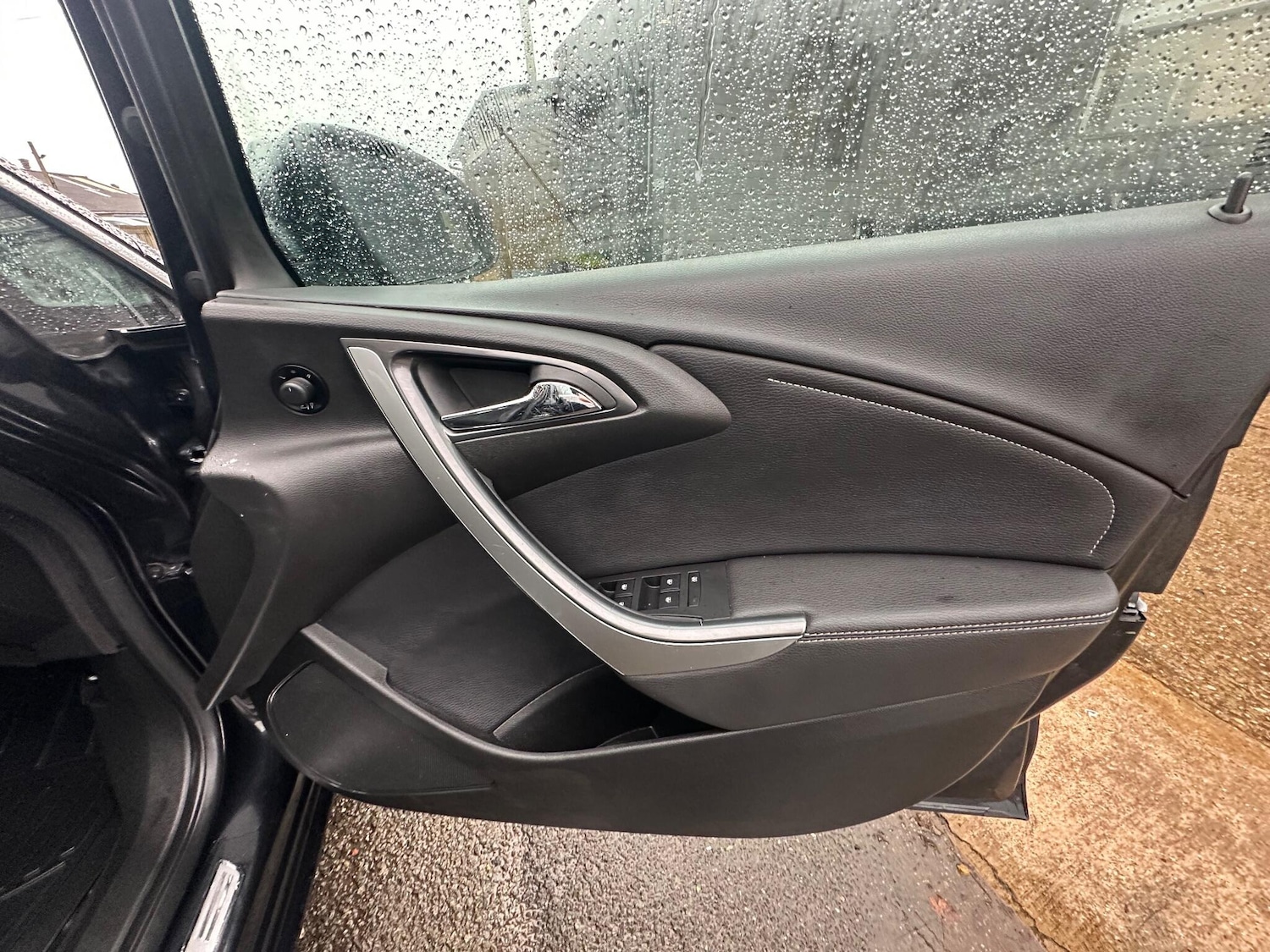 Used Vauxhall Astra 2013 for sale - 77439755: Photo 27