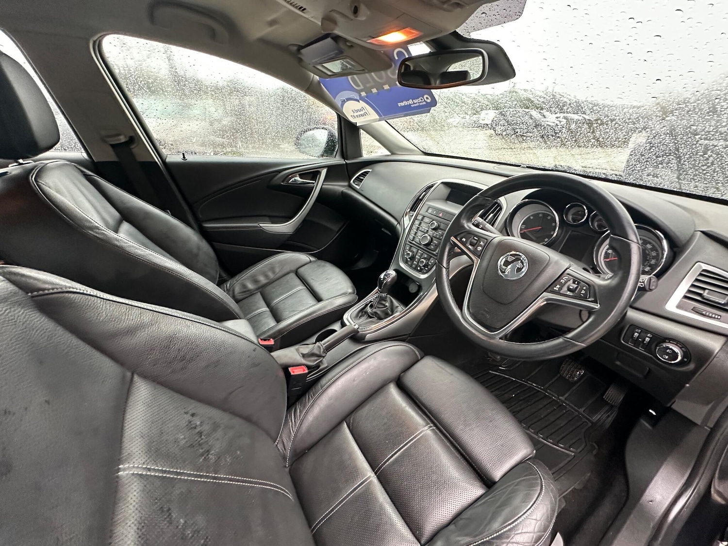 Used Vauxhall Astra 2013 for sale - 77439755: Photo 3