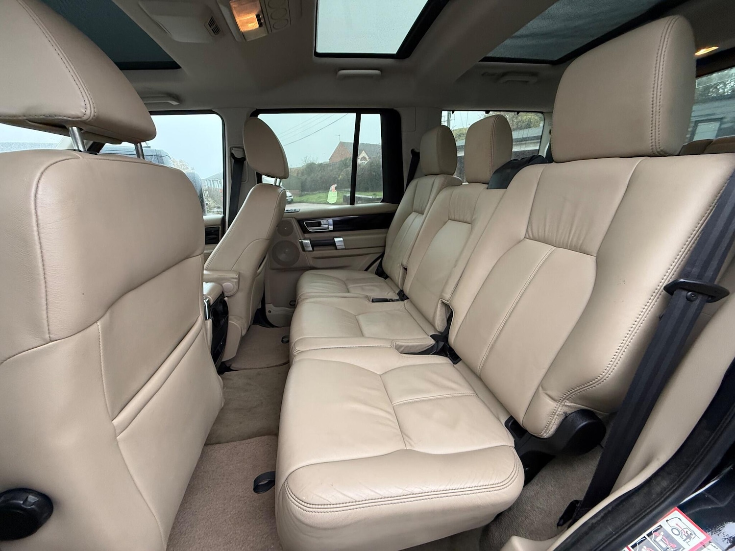 Used Land Rover Discovery 4 2009 for sale - 76585575: Photo 24