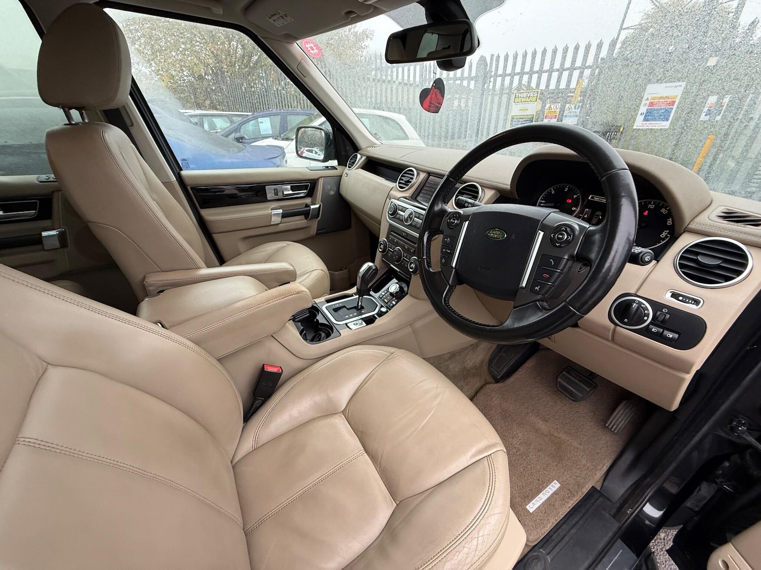 Used Land Rover Discovery 4 2009 for sale - 76585575: Photo 3