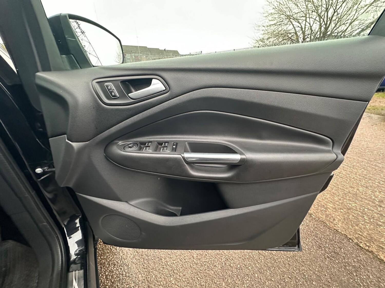 Used Ford Kuga 2015 for sale - 77376238: Photo 25