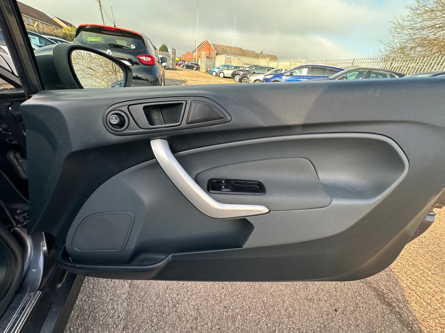 Used Ford Fiesta 2009 for sale - 77768574: Photo 27