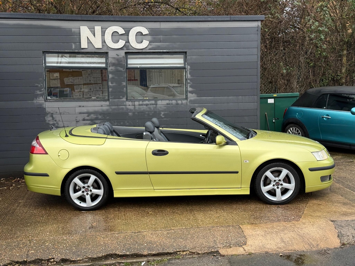 Used Saab 9-3 2005 for sale - 77253884: Photo 5