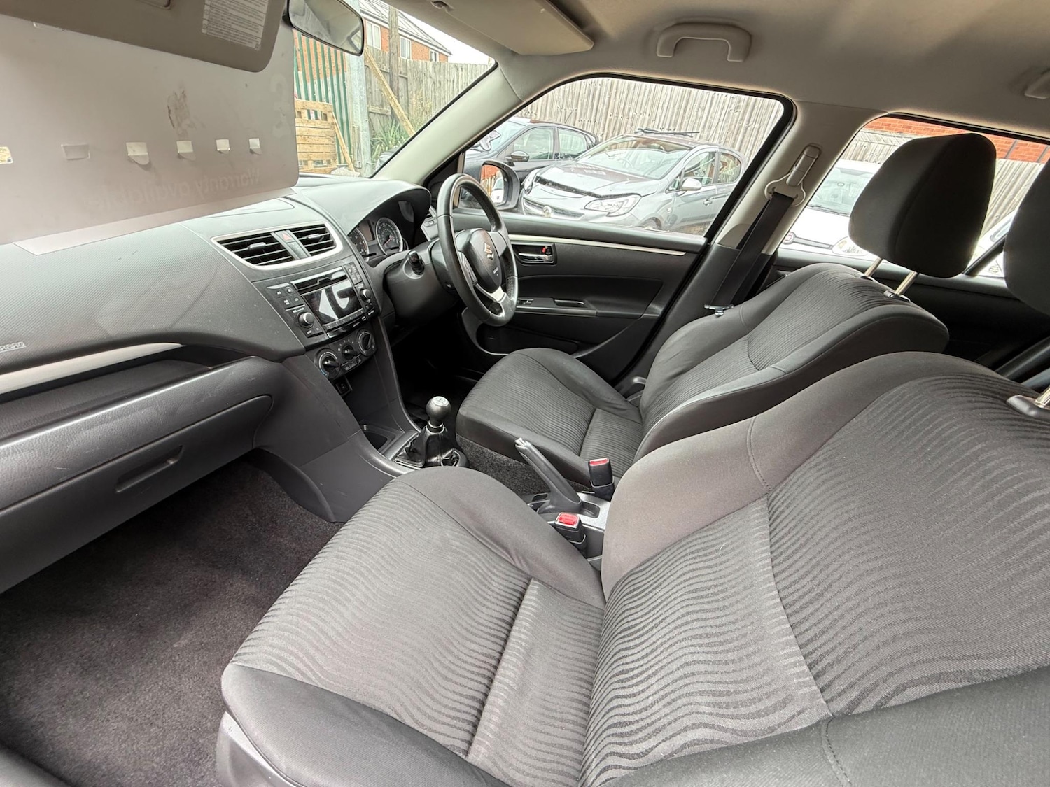 Used Suzuki Swift 2011 for sale - 76371361: Photo 21