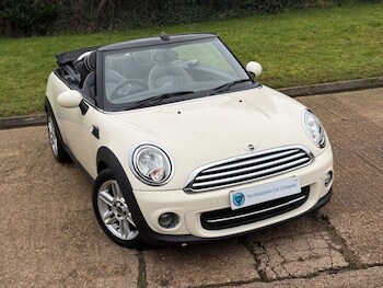 Used MINI Convertible 2010 for sale - 77315304: Photo