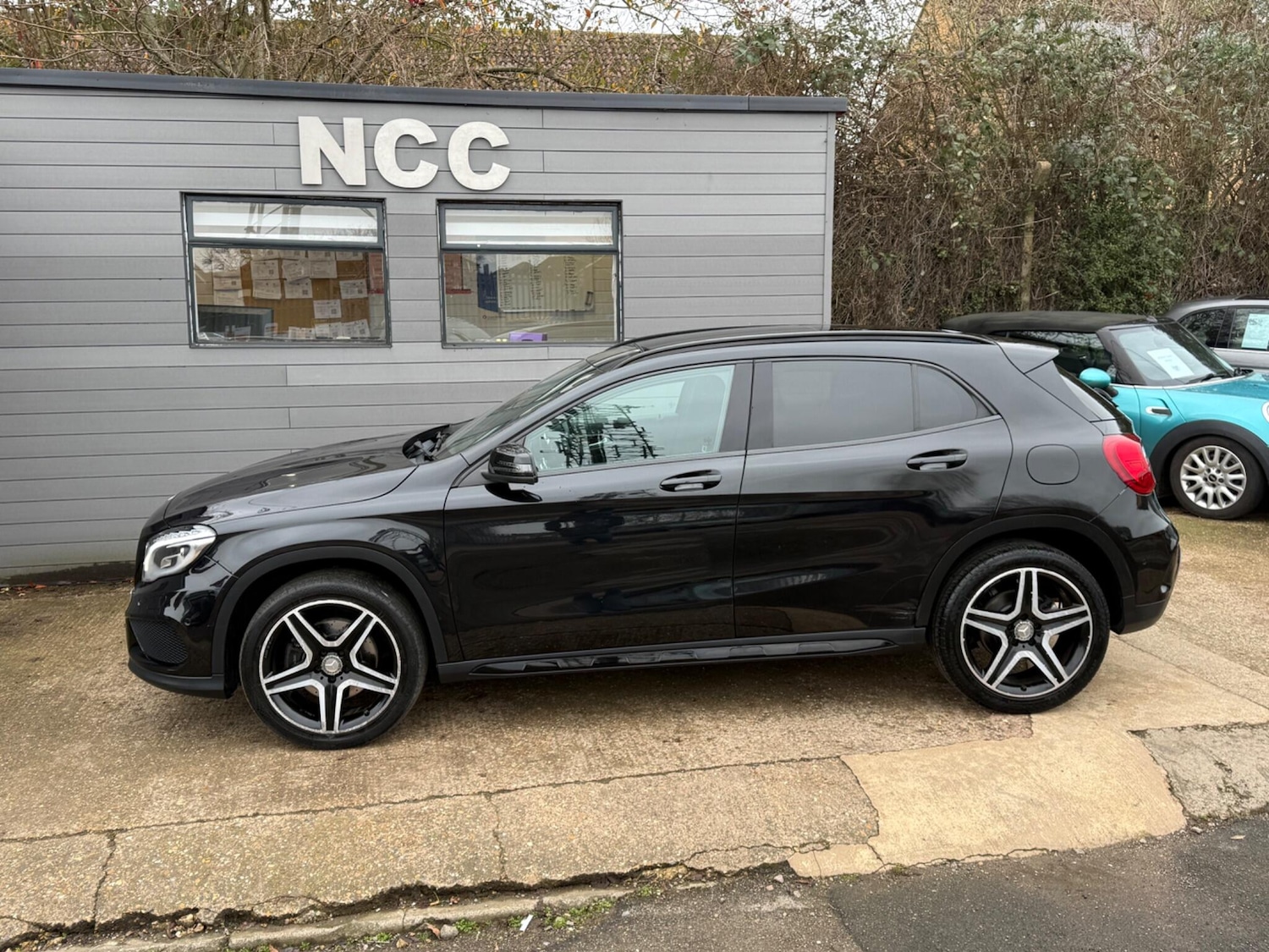 Used Mercedes-Benz GLA 2015 for sale - 77290442: Photo 10