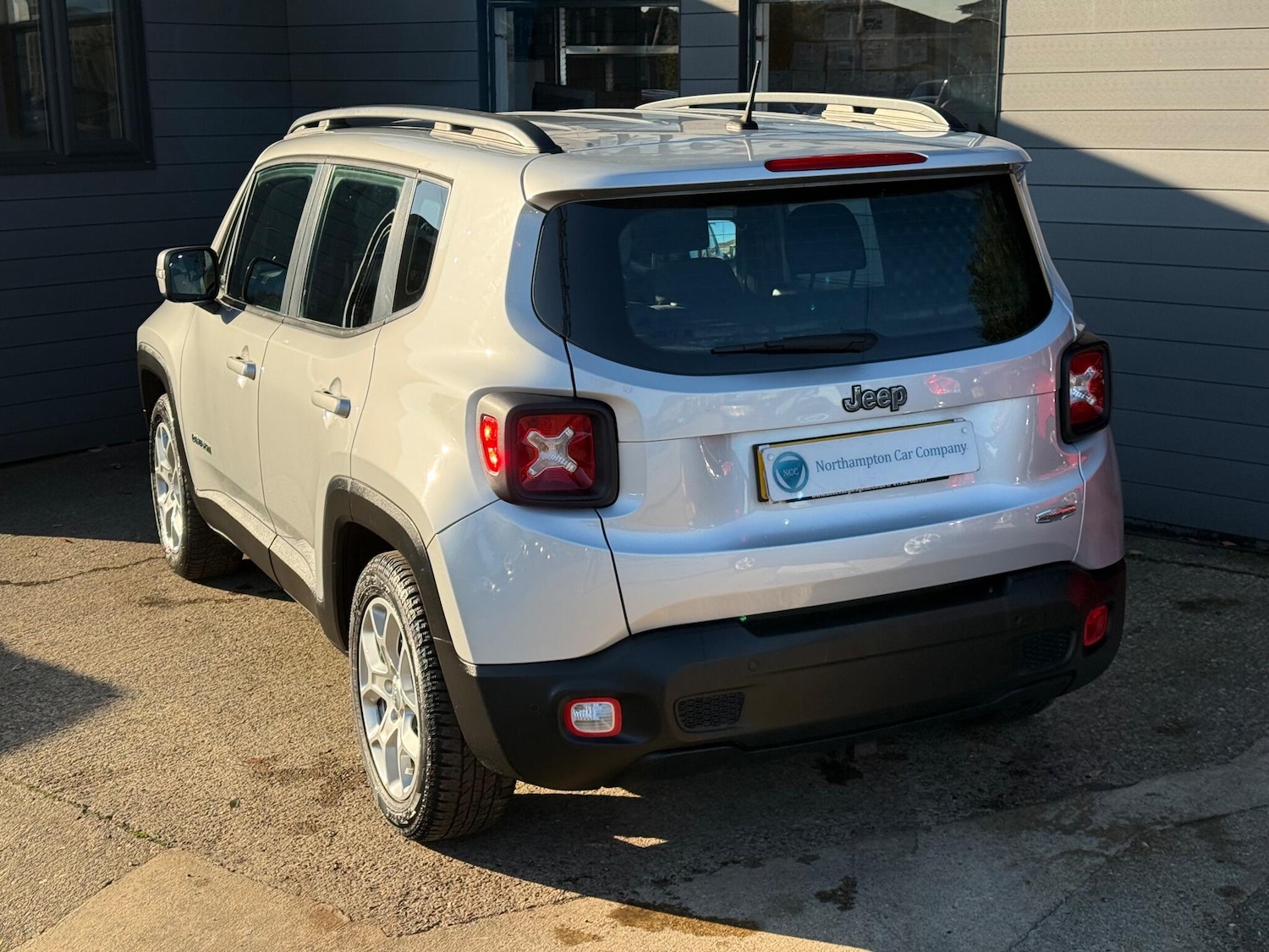 Used Jeep Renegade for sale - 76995912: Photo 7