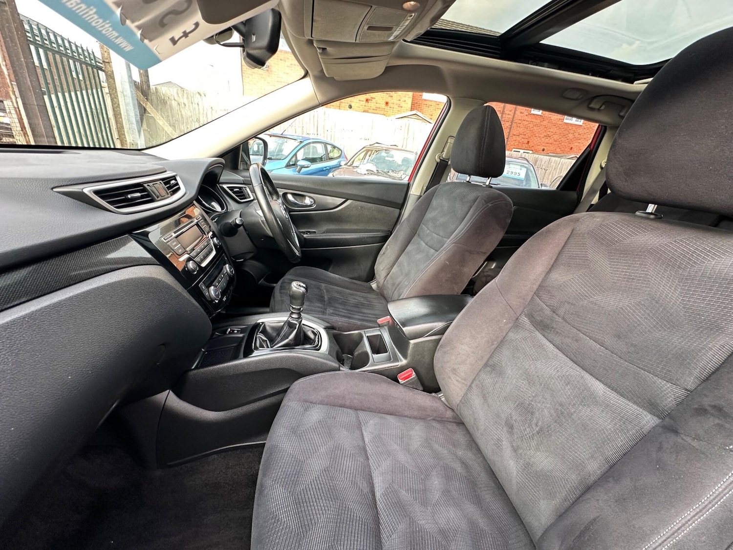 Used Nissan X-Trail 2016 for sale - 76041826: Photo 3