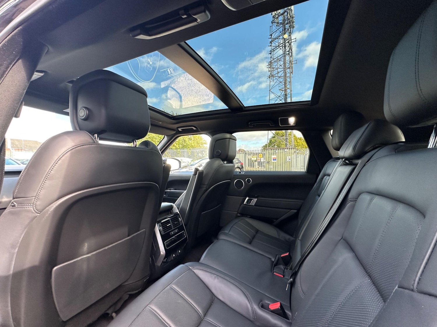 Used Land Rover Range Rover Sport 2021 for sale - 76371411: Photo 12