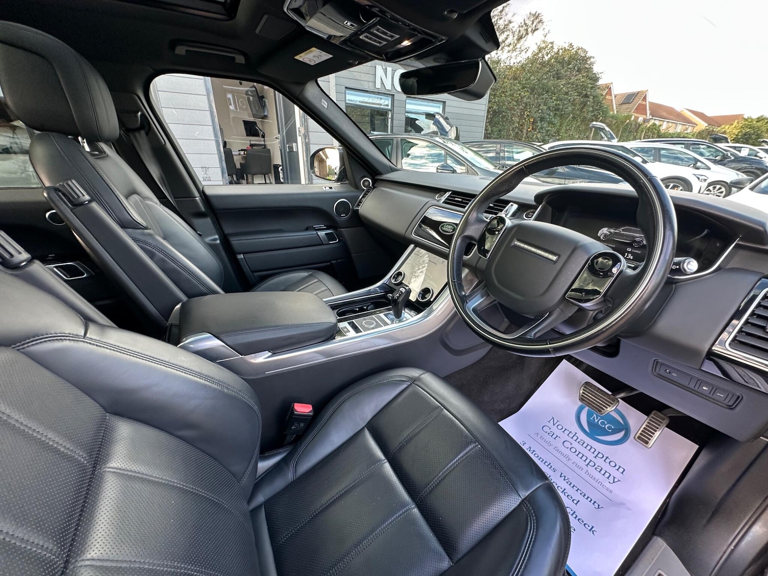 Used Land Rover Range Rover Sport 2021 for sale - 76371411: Photo 2