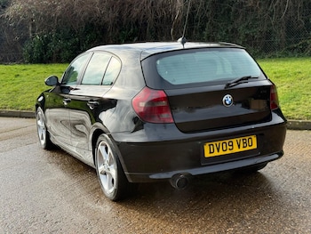 Used BMW 1 Series 2009 for sale - 77467890: Photo