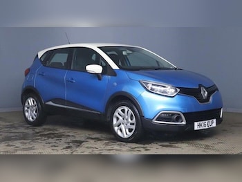 Used Renault Captur 2016 for sale - 79373902: Photo