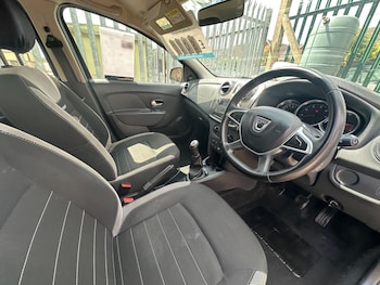 Used Dacia Sandero Stepway 2019 for sale - 75458732: Photo