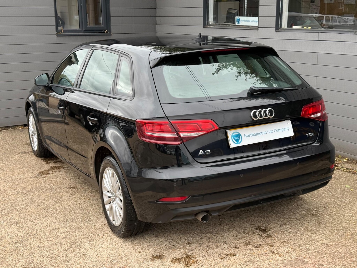 Used Audi A3 2016 for sale - 77155413: Photo 6