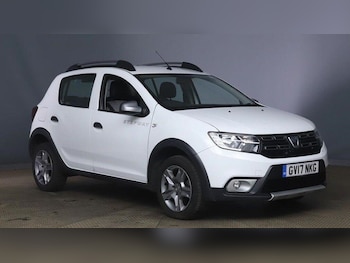 Used Dacia Sandero Stepway 2017 for sale - 78574012: Photo
