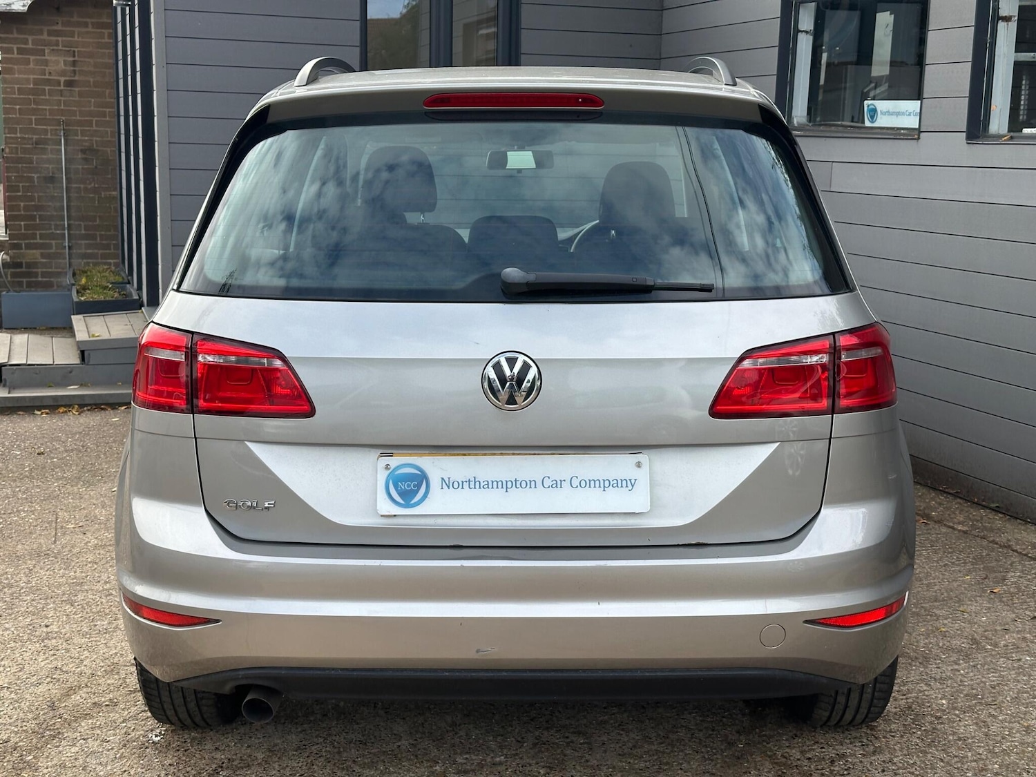 Used Volkswagen Golf SV 2014 for sale - 76201142: Photo 10