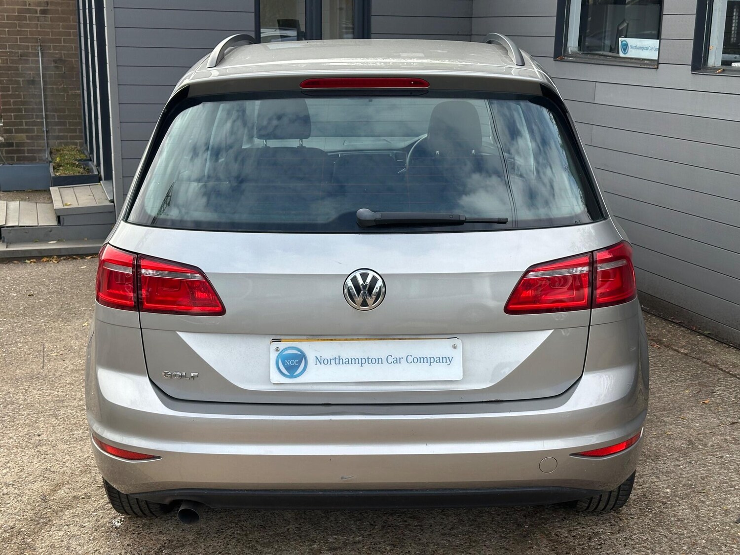 Used Volkswagen Golf SV 2014 for sale - 76201142: Photo 11