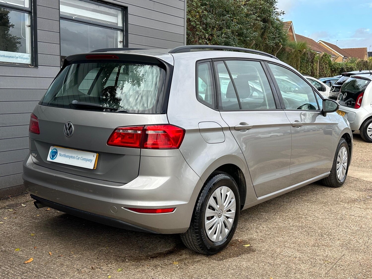 Used Volkswagen Golf SV 2014 for sale - 76201142: Photo 9