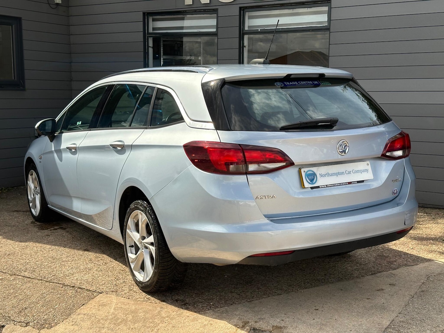Used Vauxhall Astra 2016 for sale - 75720689: Photo 11