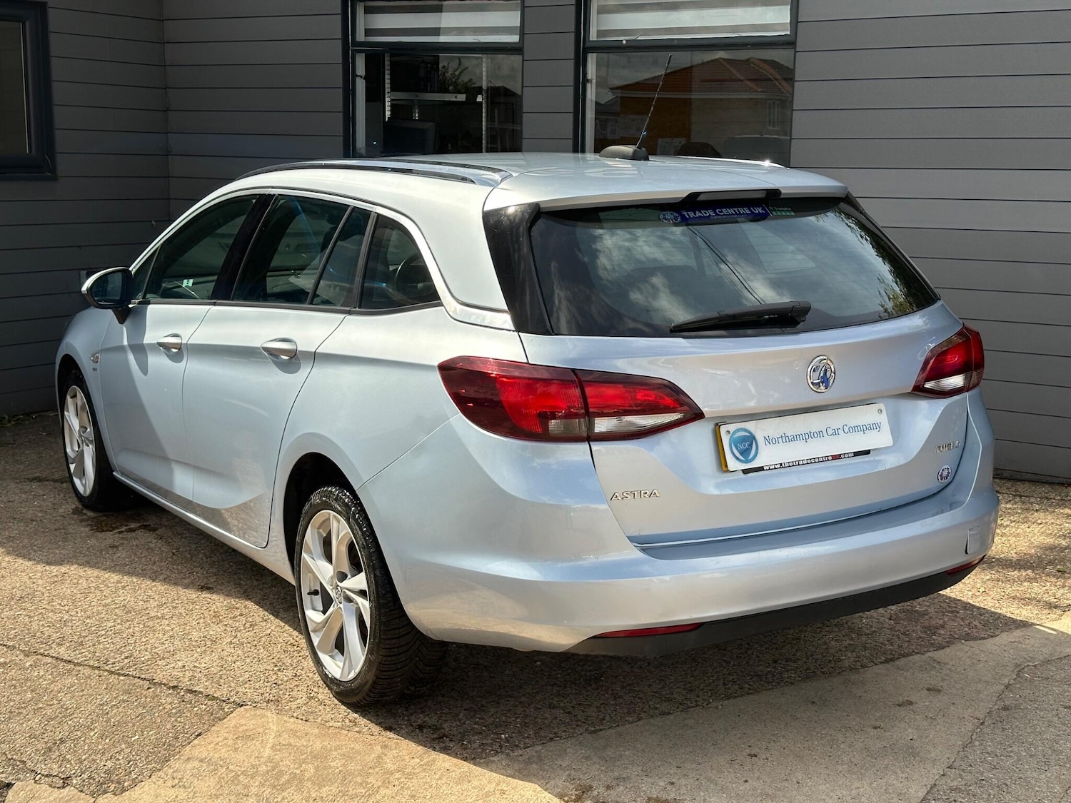 Used Vauxhall Astra 2016 for sale - 75720689: Photo 12