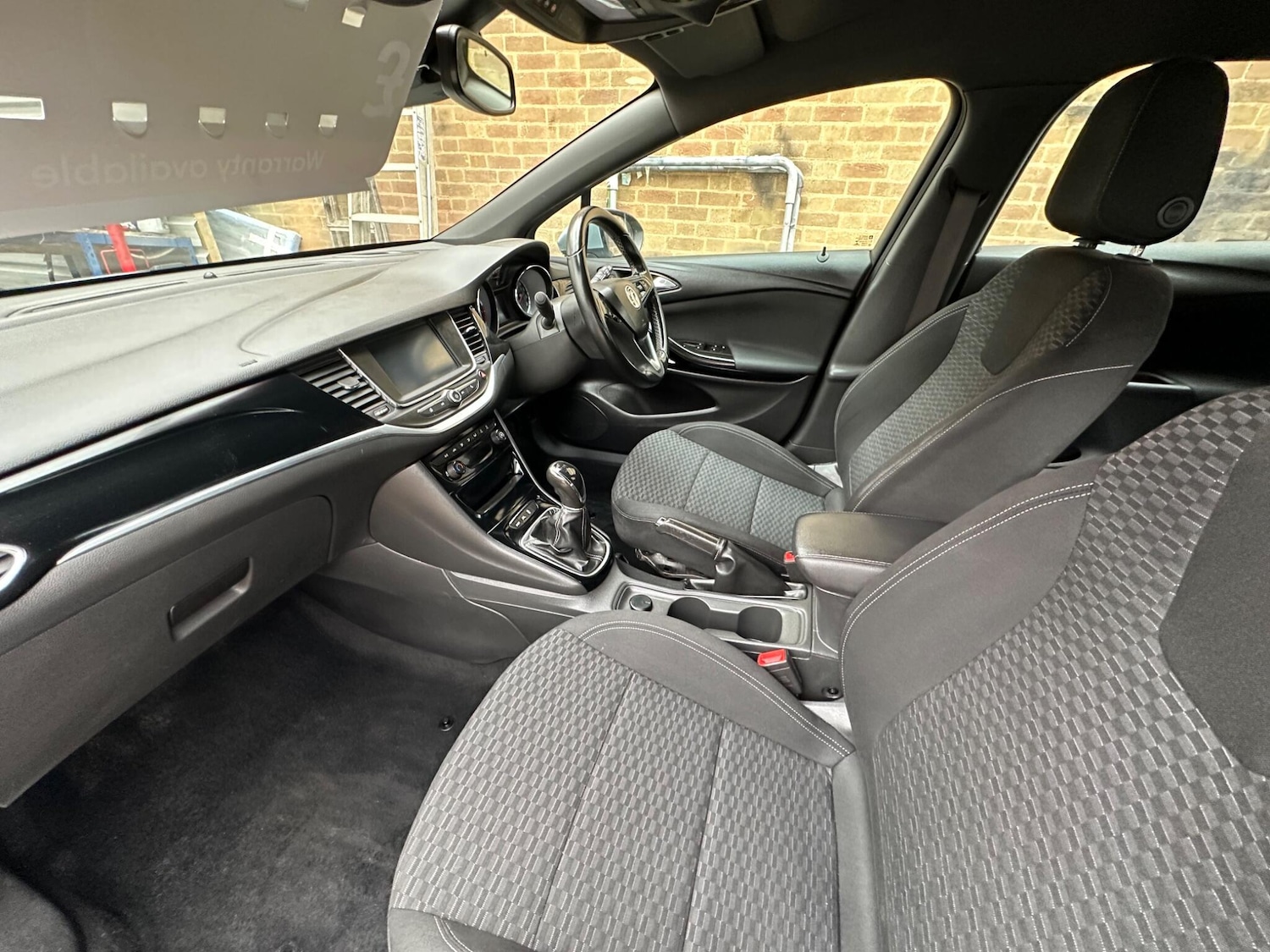 Used Vauxhall Astra 2016 for sale - 75720689: Photo 23