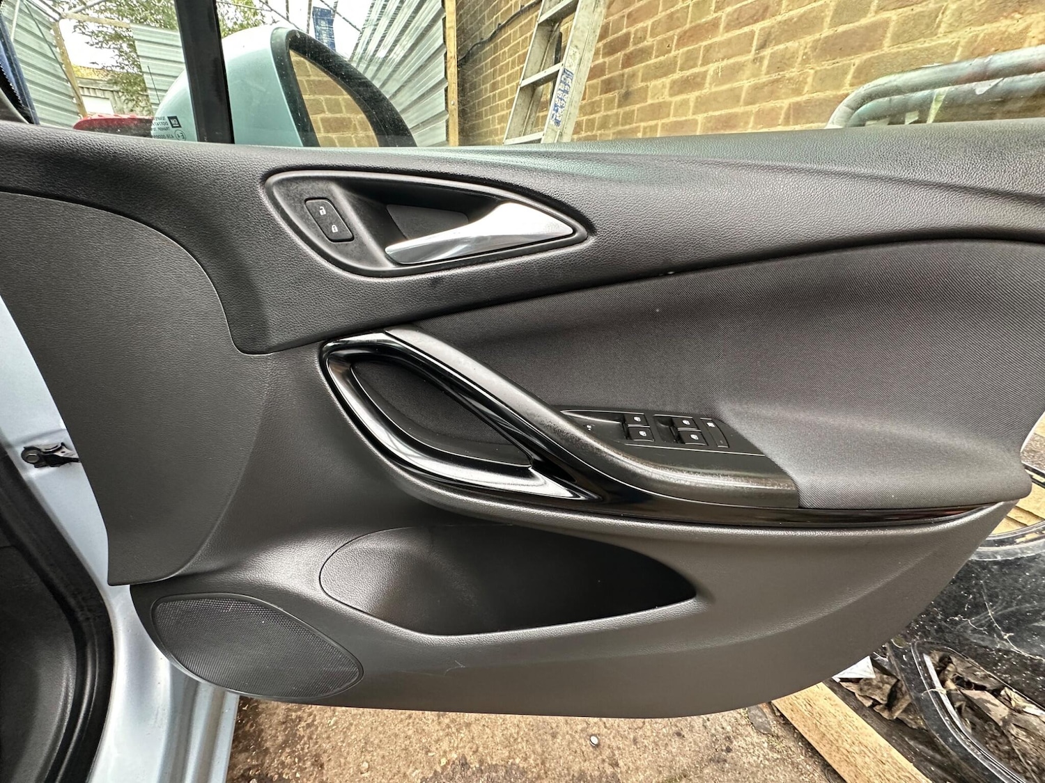 Used Vauxhall Astra 2016 for sale - 75720689: Photo 27