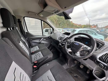 Used Ford Transit Custom 2015 for sale - 76152008: Photo 4