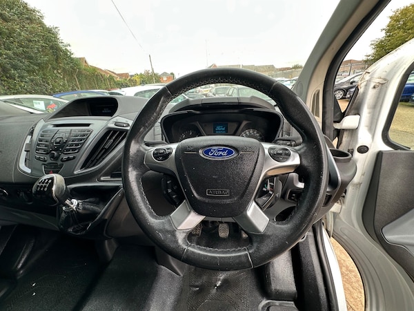 Used Ford Transit Custom 2015 for sale - 76152008: Photo 6