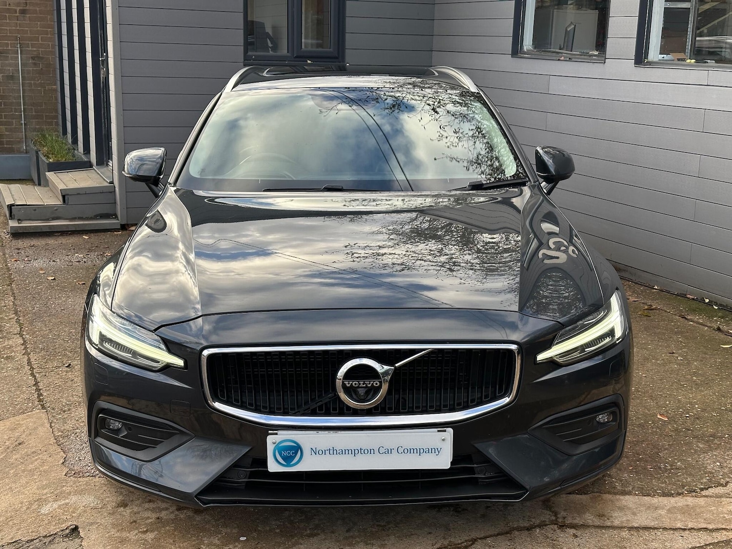 Used Volvo V60 2018 for sale - 77304858: Photo 18