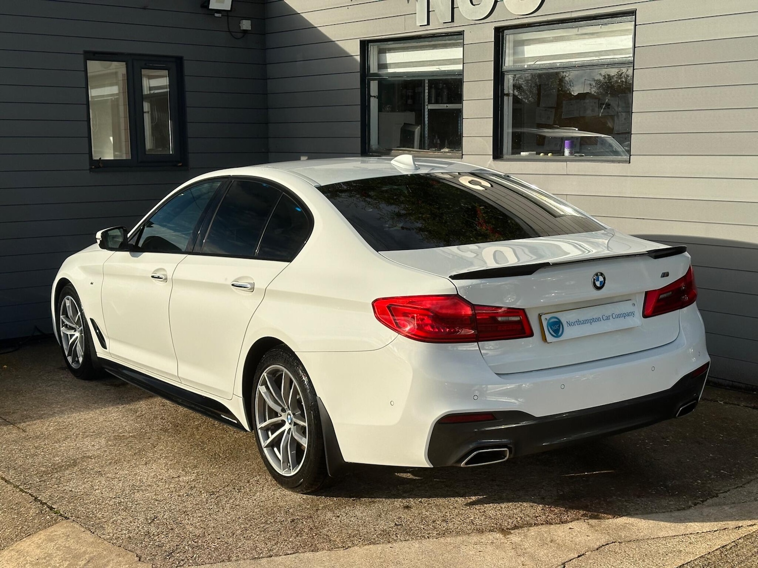 Used BMW 5 Series 2017 for sale - 76270855: Photo 14