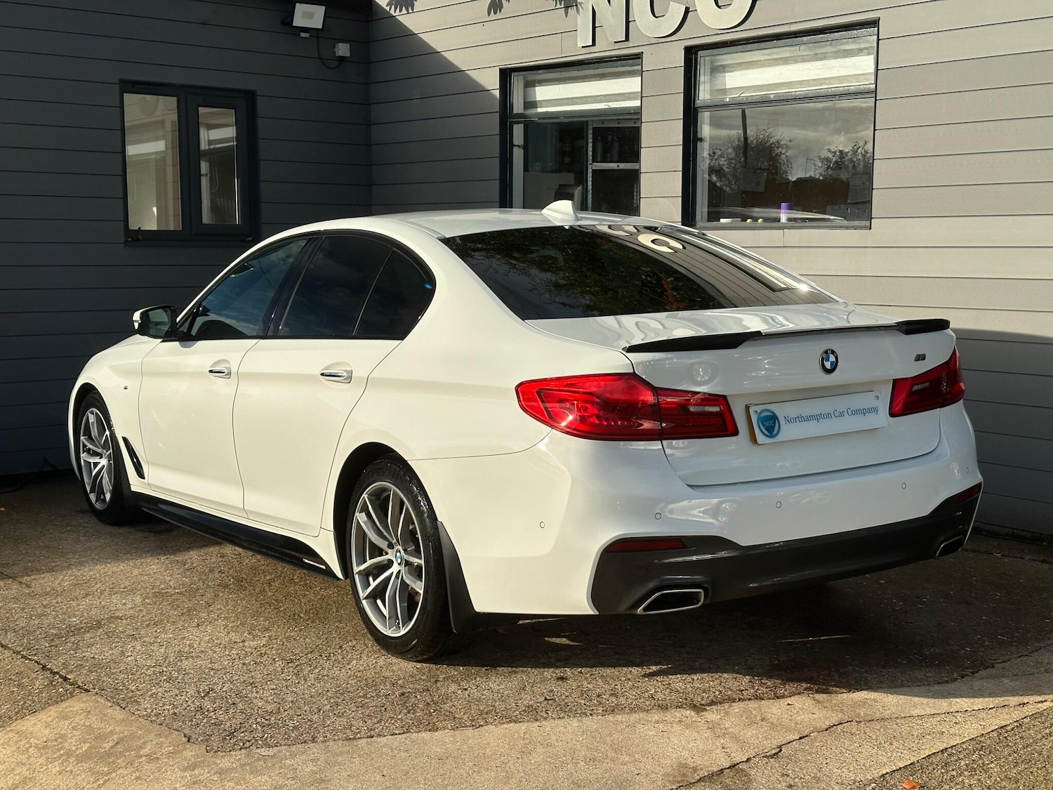 Used BMW 5 Series 2017 for sale - 76270855: Photo 16