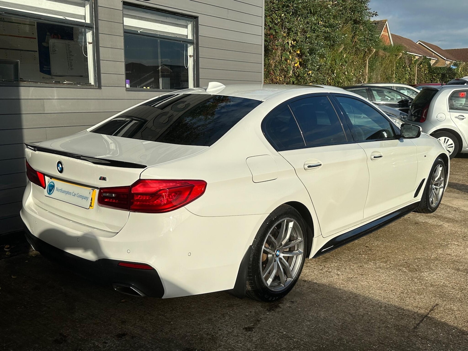 Used BMW 5 Series 2017 for sale - 76270855: Photo 2