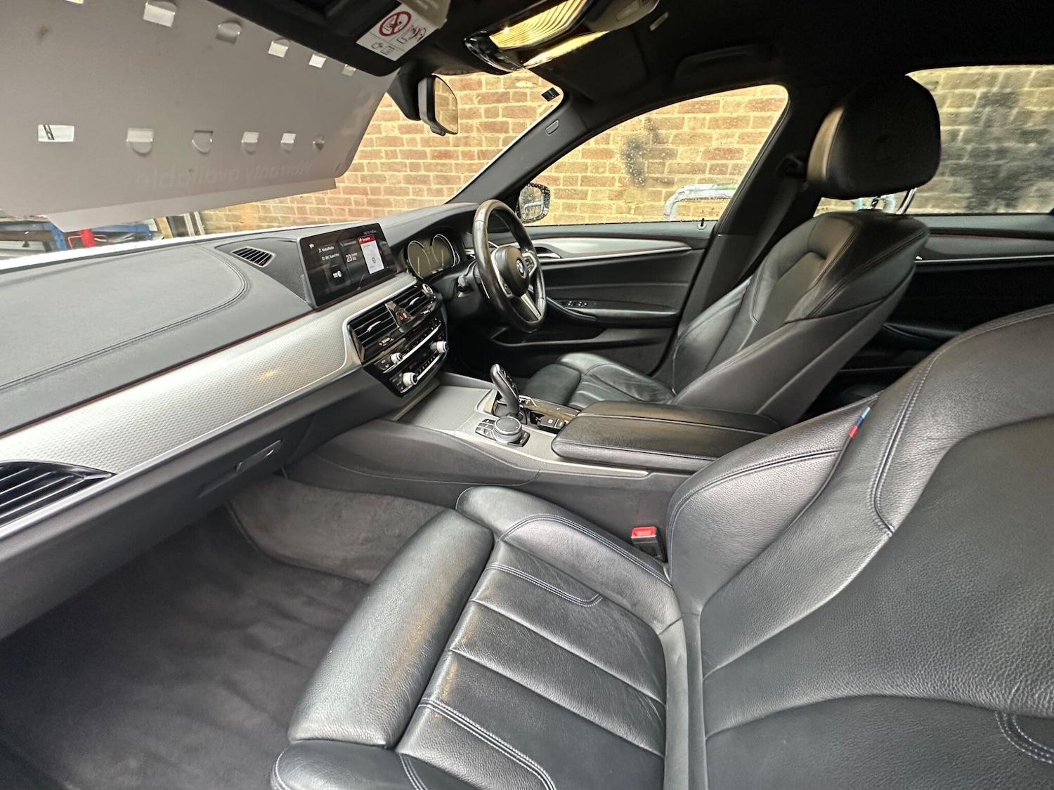 Used BMW 5 Series 2017 for sale - 76270855: Photo 25