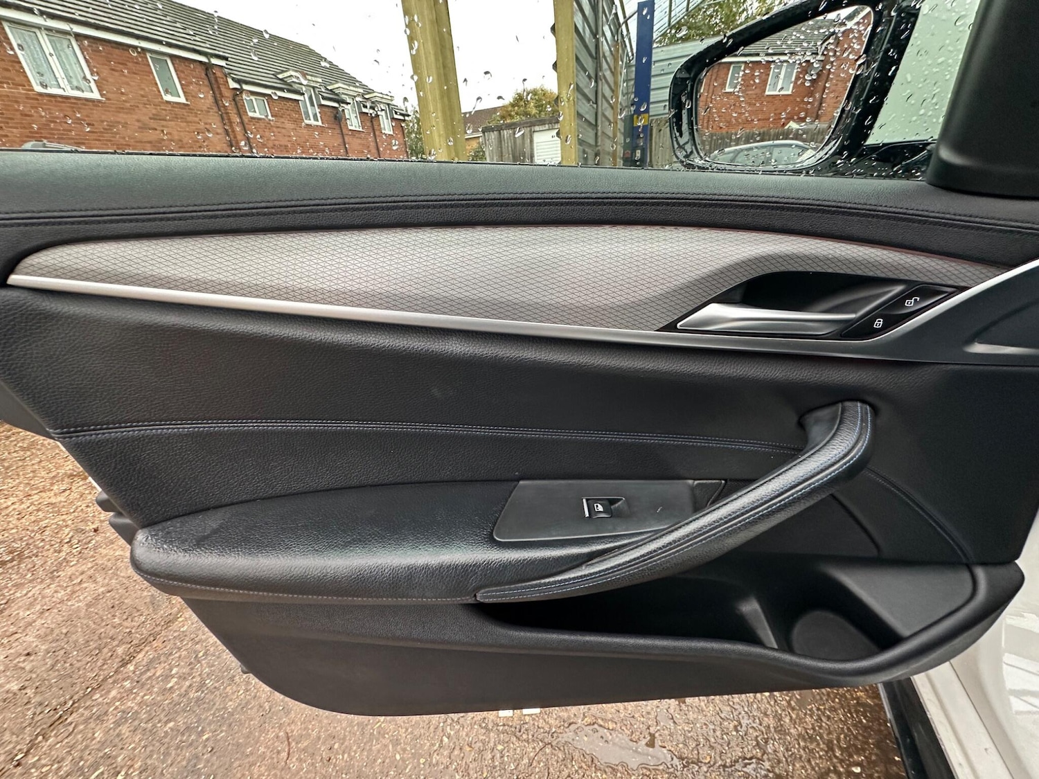 Used BMW 5 Series 2017 for sale - 76270855: Photo 33