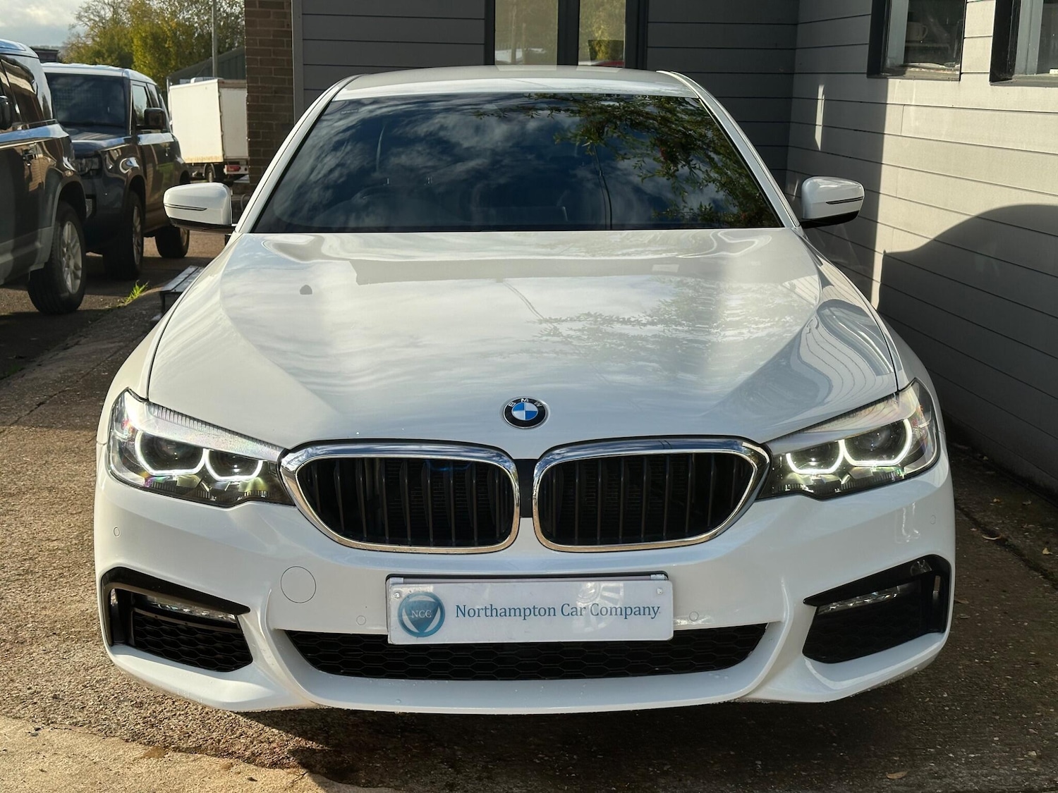 Used BMW 5 Series 2017 for sale - 76270855: Photo 5