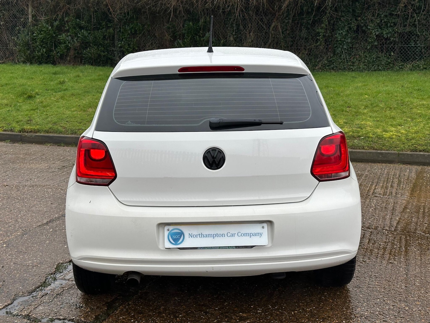 Used Volkswagen Polo 2010 for sale - 77585807: Photo 10